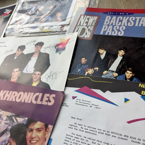 New Kids On The Block VTG Tapes Magazines Button Ticket RARE HUGE LOT Scrapbook - Picture 16 of 16